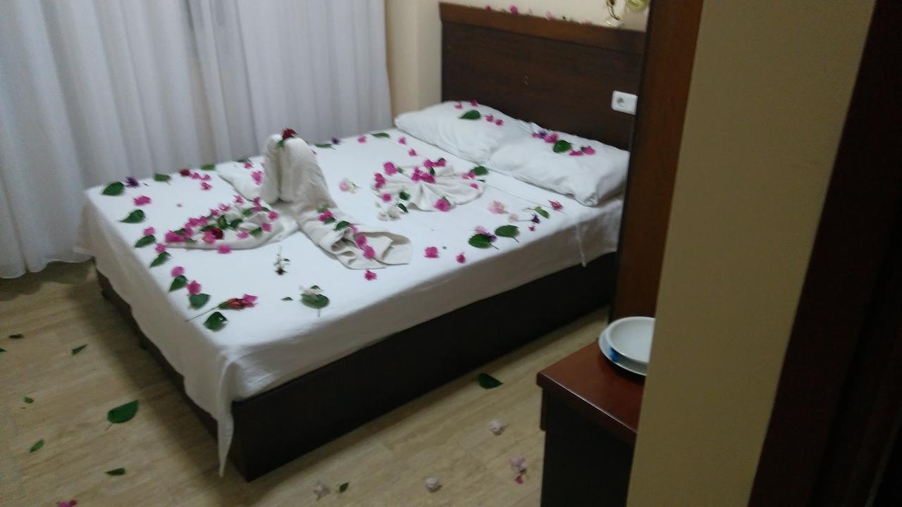 Las Palmeras Hotel Camyuva 외부 사진