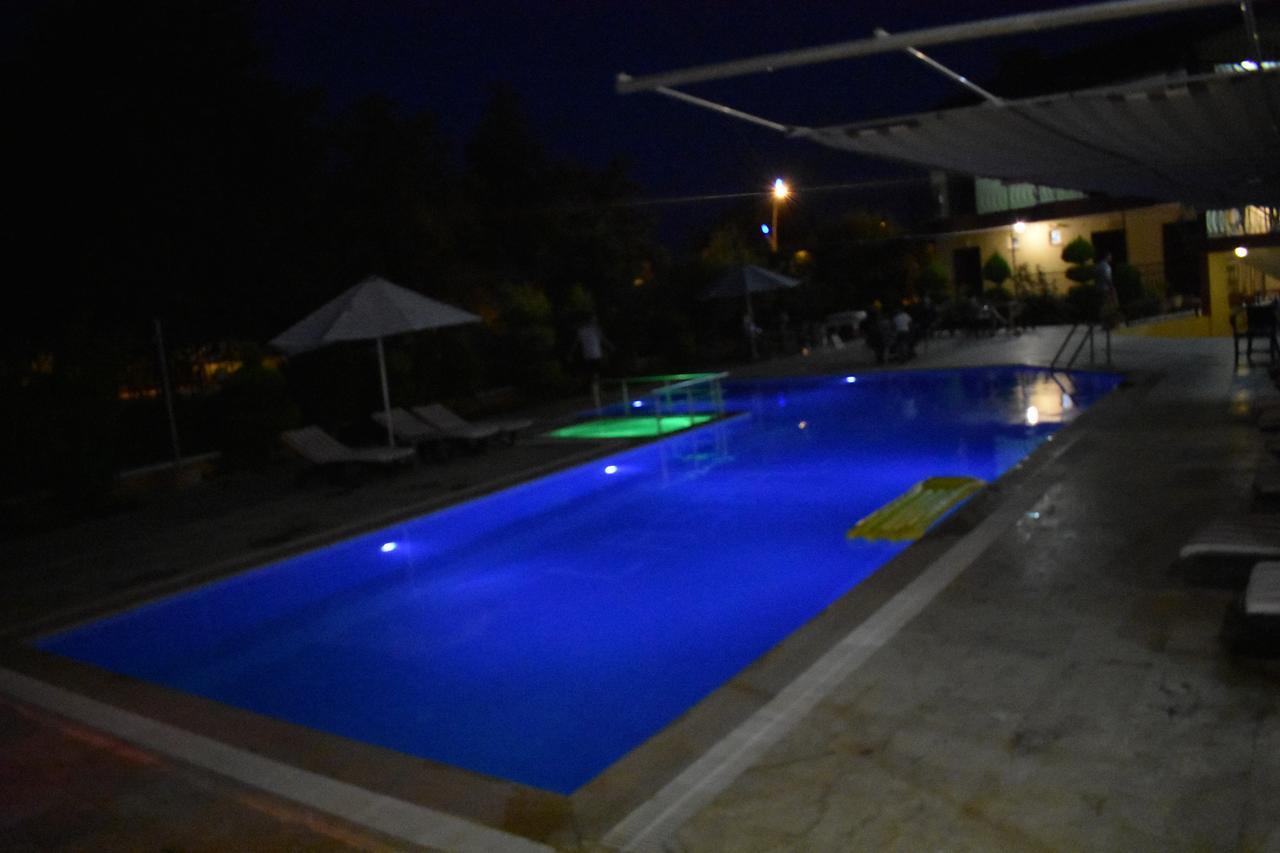 Las Palmeras Hotel Camyuva 외부 사진