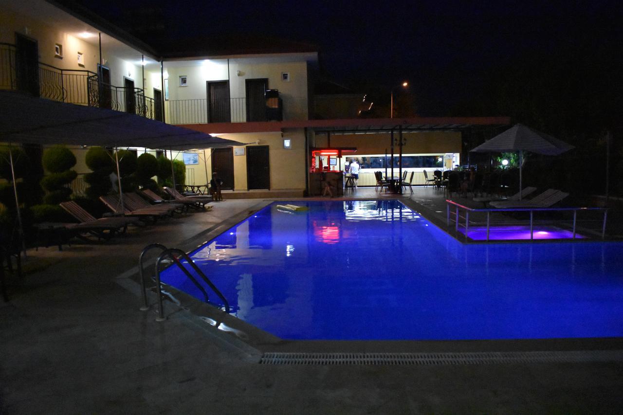 Las Palmeras Hotel Camyuva 외부 사진