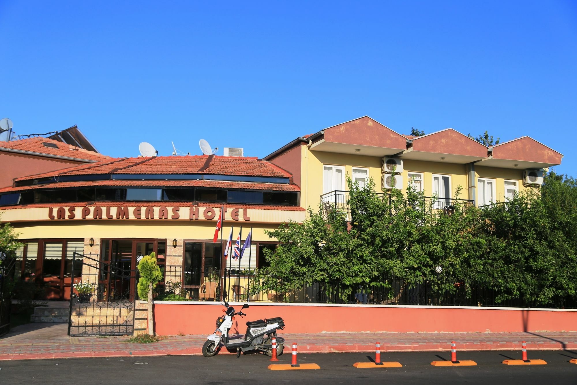 Las Palmeras Hotel Camyuva 외부 사진